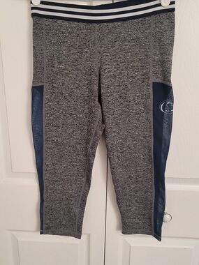 Kids Grey Heather Active Capri Leggings with Navy Panels